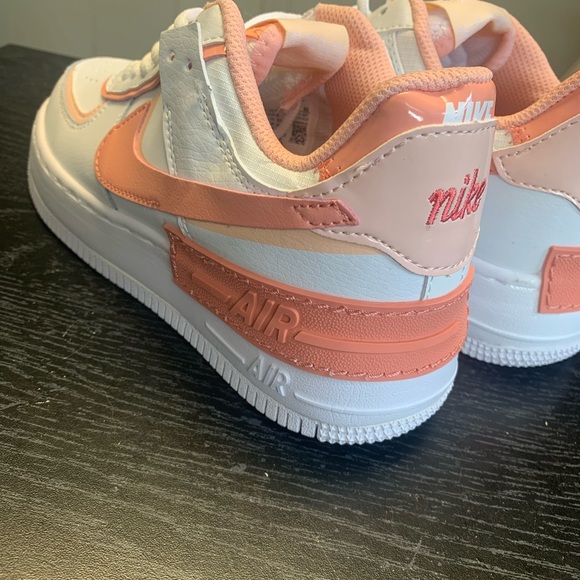 Air Force 1 shadow - Picture 6 of 8